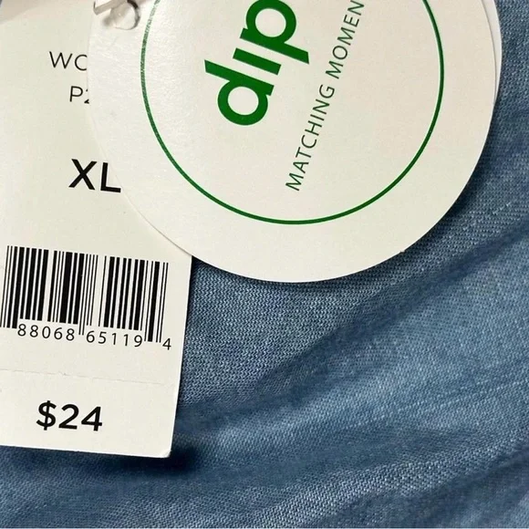 NWT DIP 100% Cotton Light Washed Blue Denim Ruffle Top Womens XL Summer - Picture 5 of 6